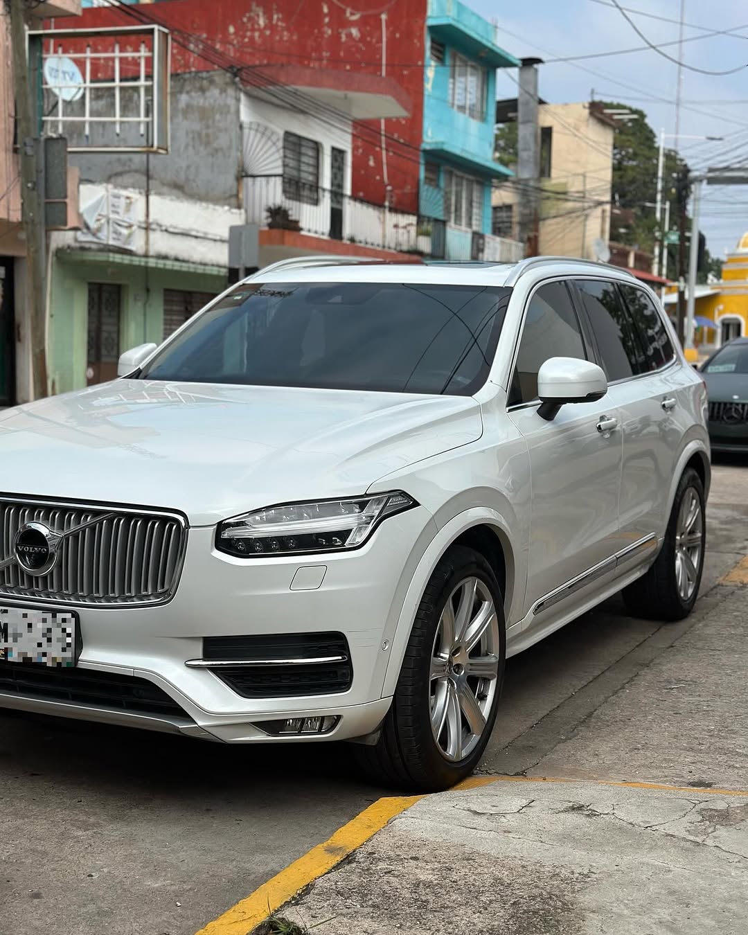 Volvo XC90